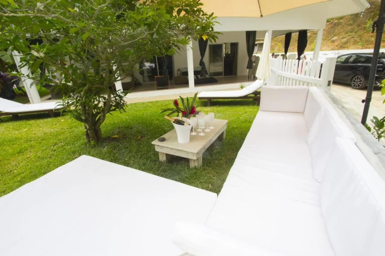 Le Comfort Anse Royale