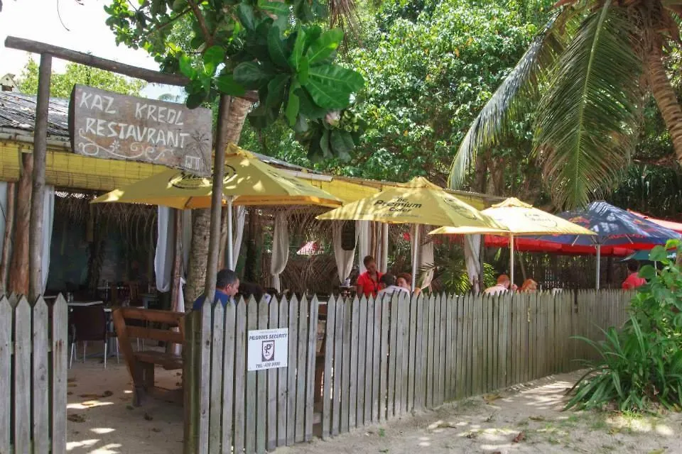 Le Comfort Anse Royale